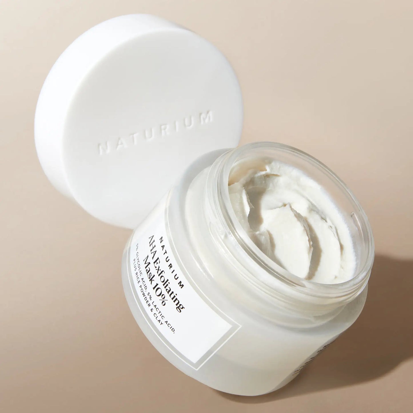 aha-exfoliating-mask-10-q1 AHAmask_0957-crop.webp