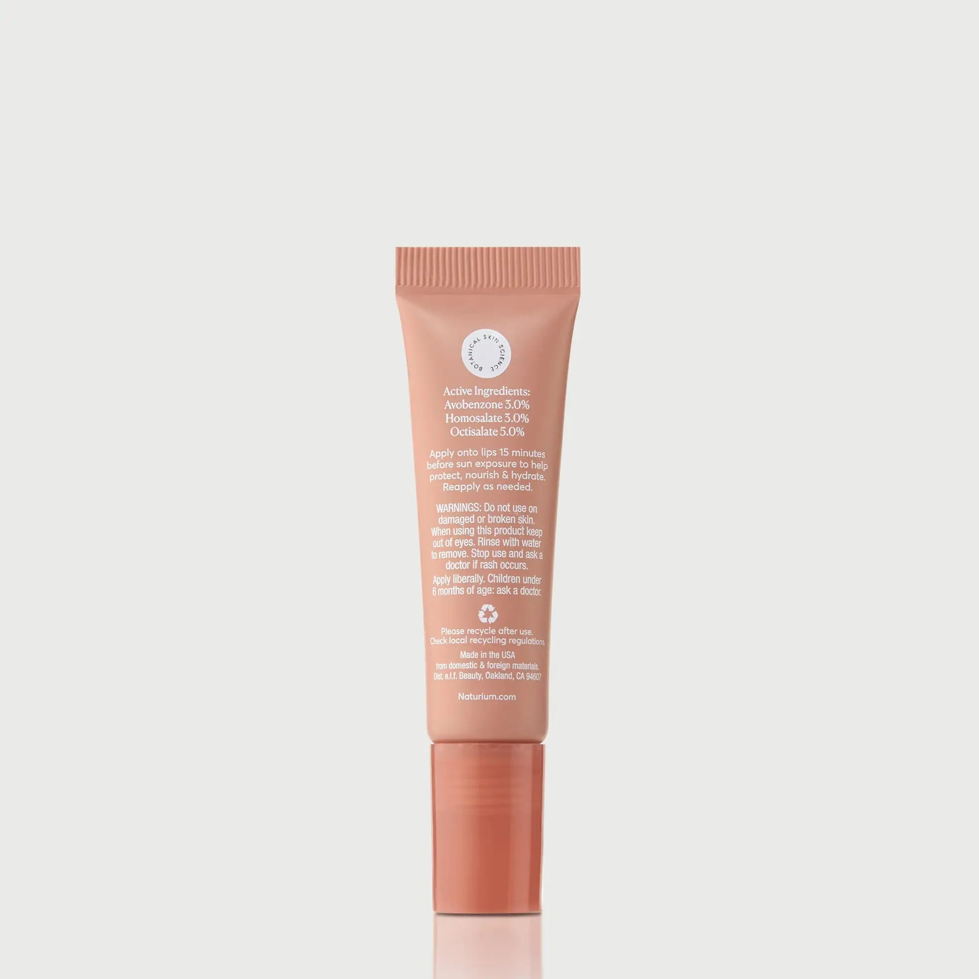 phyto-glow-lip-balm-spf-45-getaway-i1 NATR-10126_PhytoGlow_SPF_Getaway_primary_capon_back_bonebkgd_1.webp