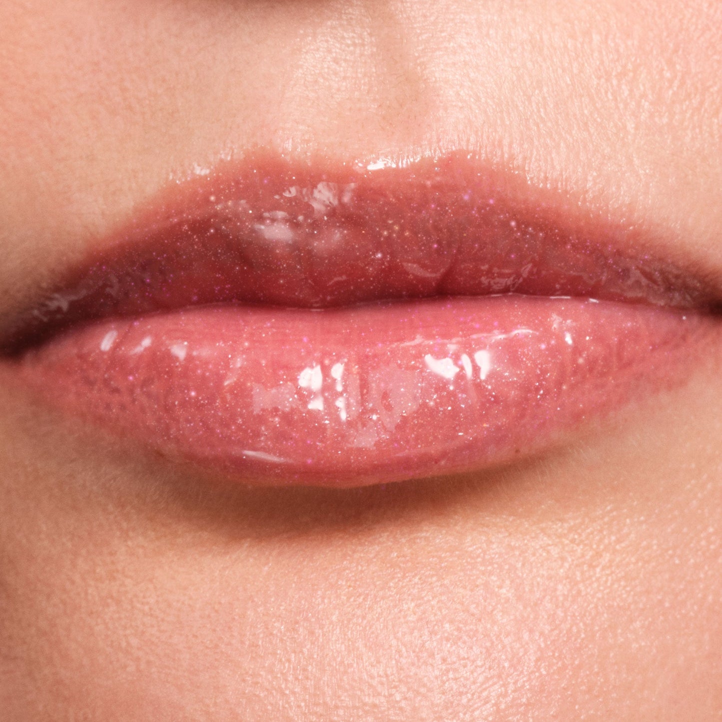 phyto-glow-lip-balm-shimmer-orbit-p5 NATR-10135-Phyto-Glow-Lip-Hover-Orbit.jpg