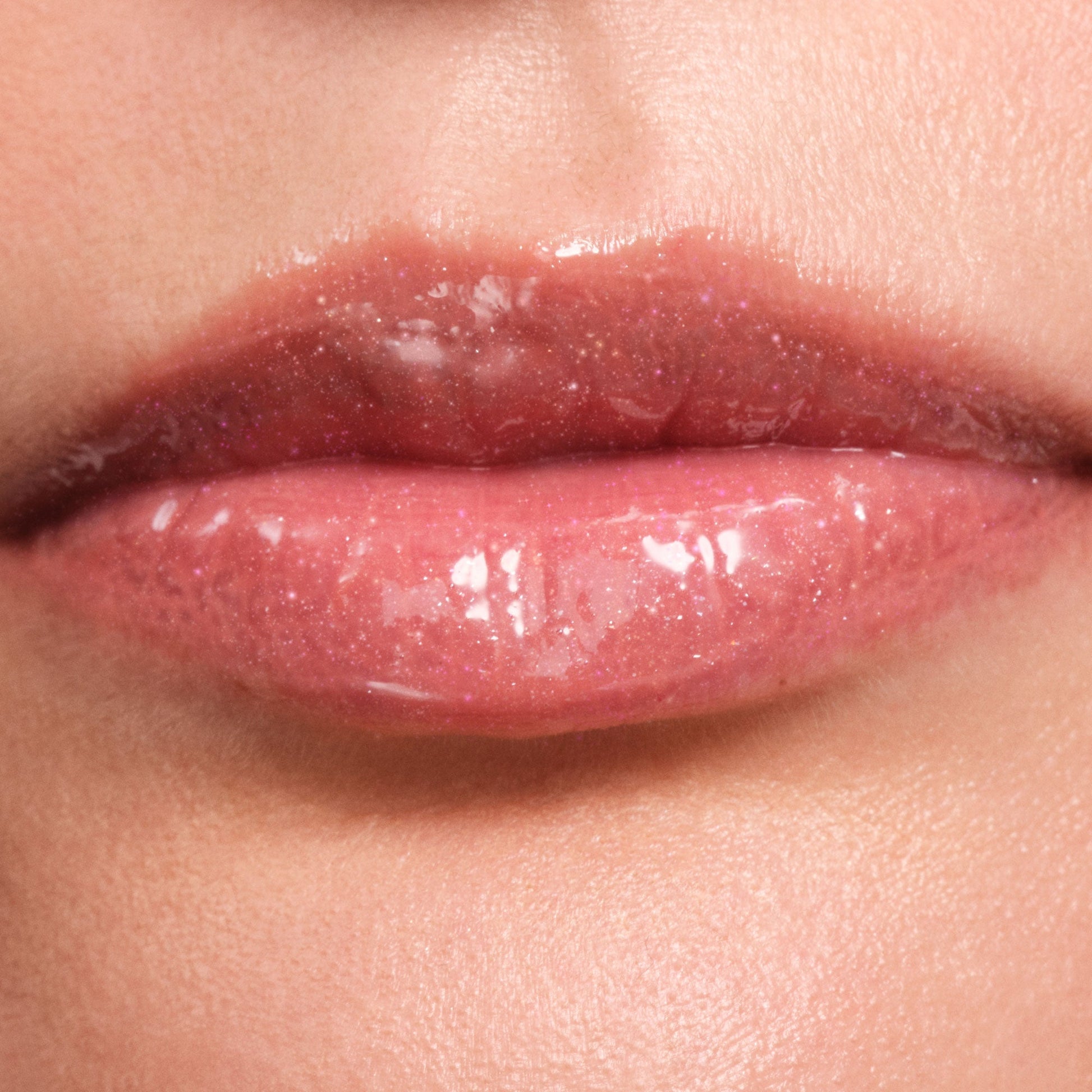 phyto-glow-lip-balm-shimmer-orbit-p5 NATR-10135-Phyto-Glow-Lip-Hover-Orbit.jpg