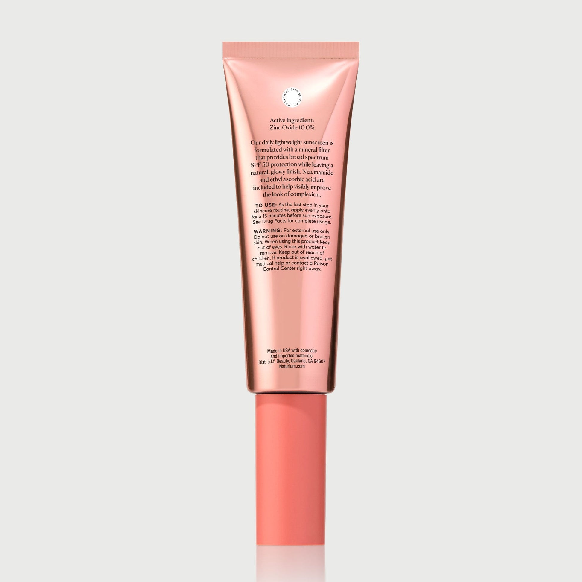 dew-glow-moisturizer-mineral-spf-50-u0 NATR-10163_Dew-Glow-Moisturizer-Mineral-SPF_back_capon-bonebkgd_a99e231e-ca92-4014-addb-f1e7b794e9ab.jpg
