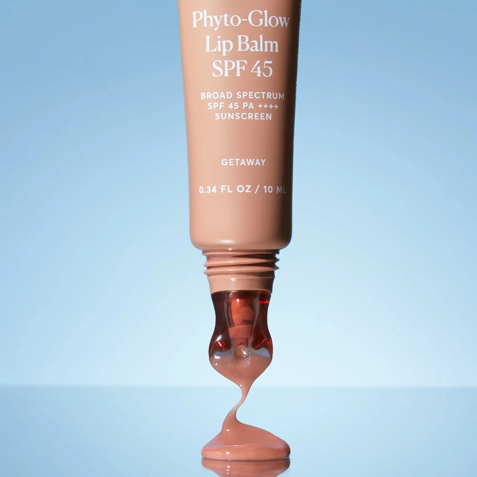 phyto-glow-lip-balm-spf-45-getaway-i1 phytoglowSPF-getaway_11268-1x1.webp